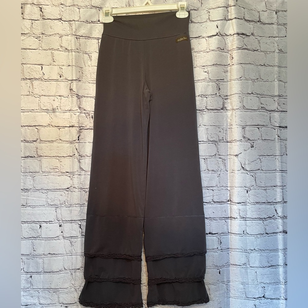 Matilda Jane women’s Pants. Navy Blue. Small